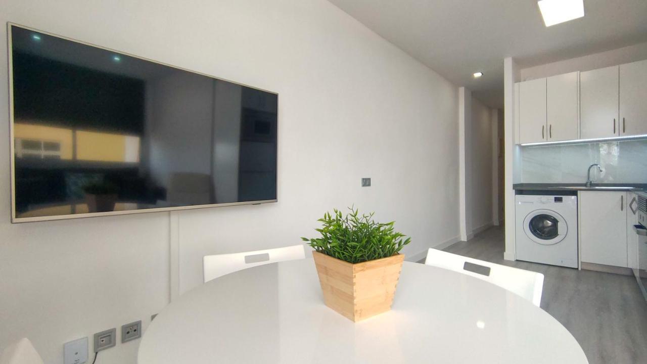 Canarian Holiday Home - Yumbo Luxury Apartment Maspalomas  Buitenkant foto
